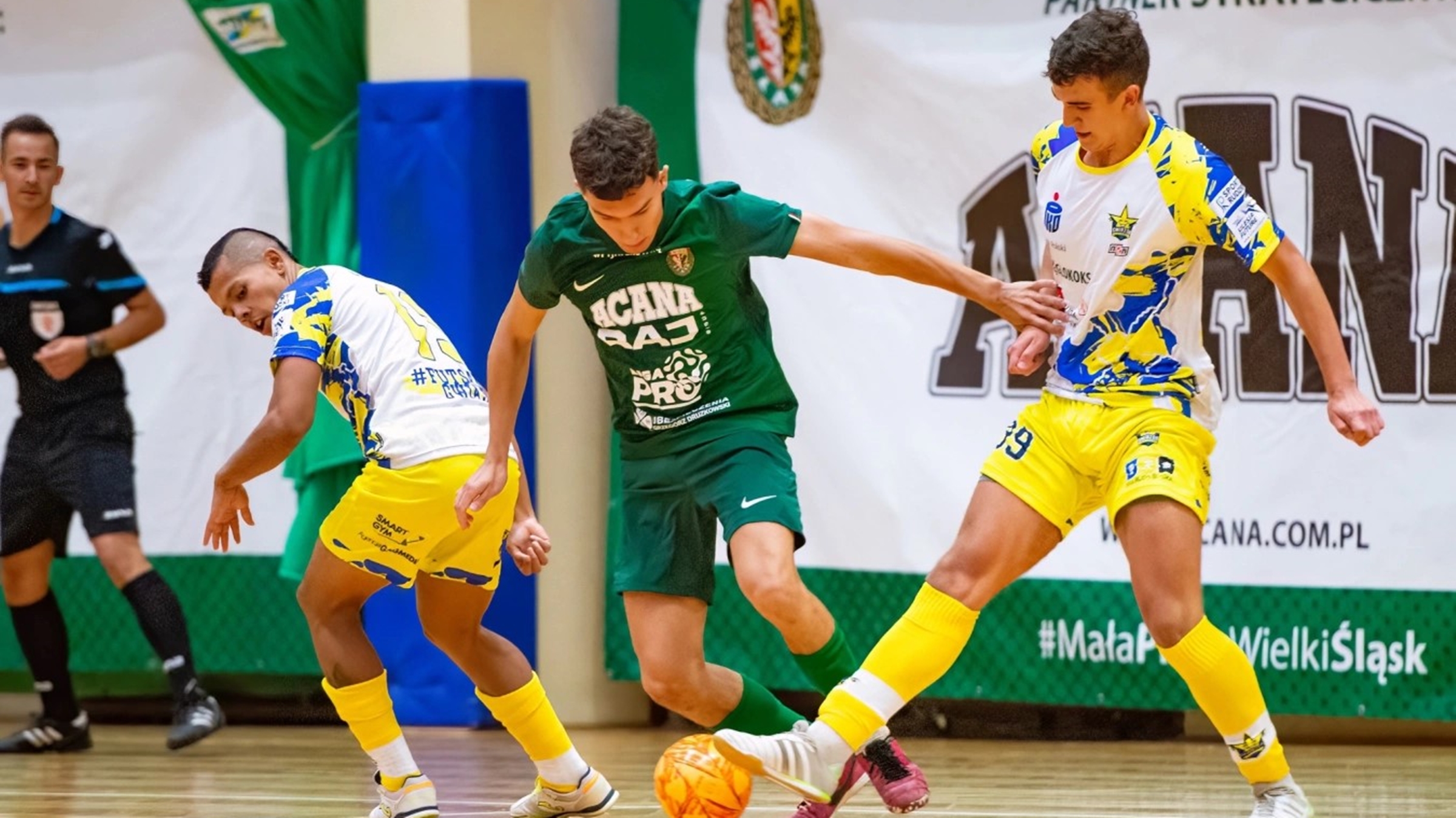 uploads/images/2023/9/Futsal - 5 _6511c729d5646.jpg